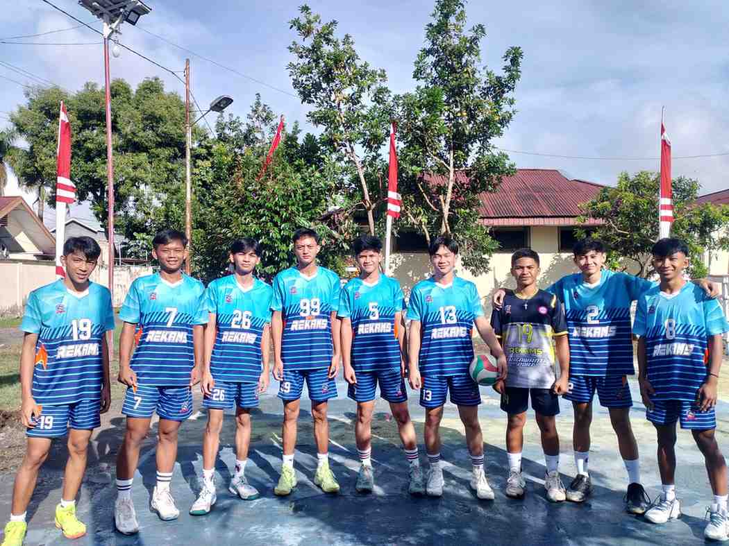 Pertandingan ke 2. Aksi Gemilang Tim Volly SMAKr: Kegiatan Kapolres Cup

